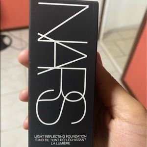 Nars foundation